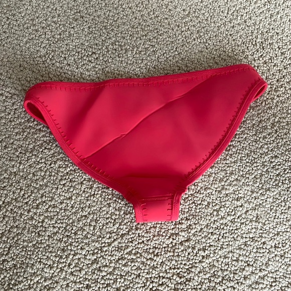 Triangl Bikini Bottom for shea_curran - Picture 2 of 3